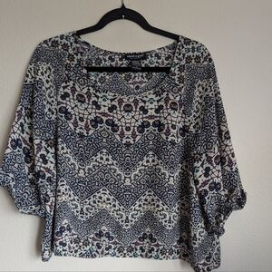 NWOT About a Girl Patterned Blouse Size M